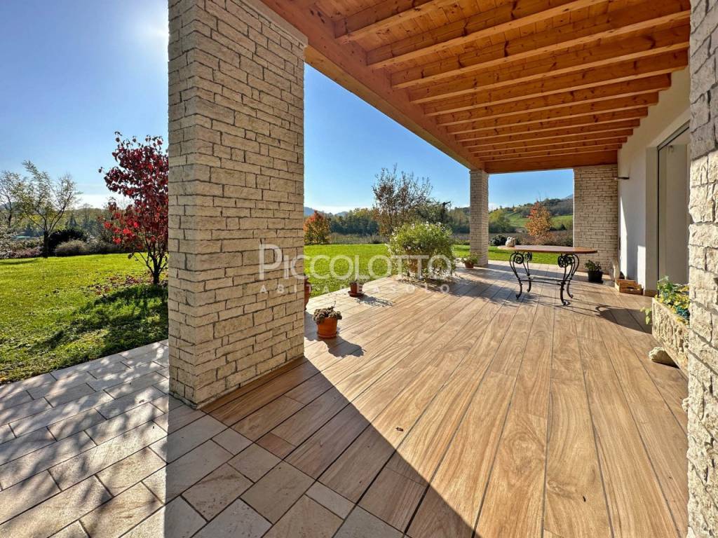 Villa a Cavaso del tomba in via Santa Fosca - Foto 4