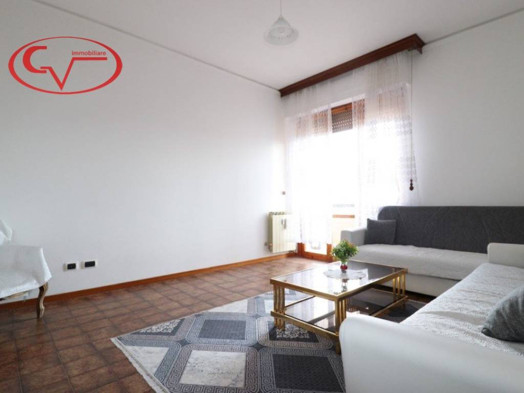 Appartamento a Montevarchi in Via Giacomo Puccini - Foto 4