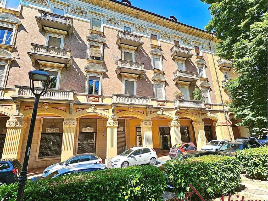 Appartamento a Alba in via roma , 12 - Foto 2