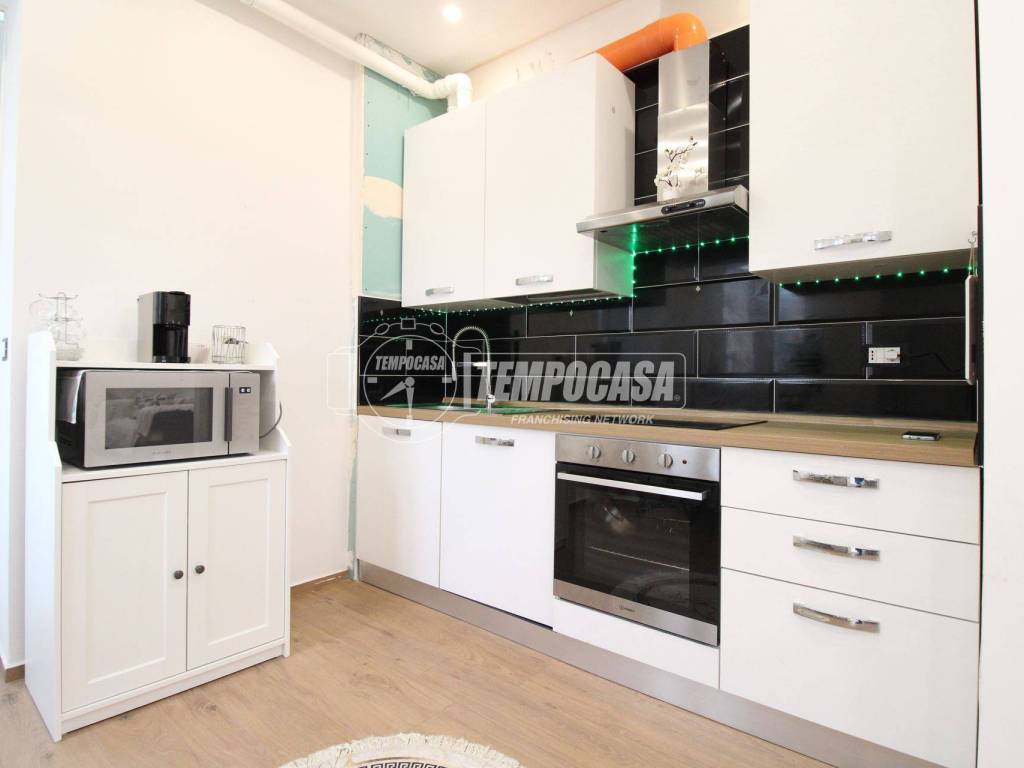 Appartamento a Reggio emilia in Via Viani - Foto 4