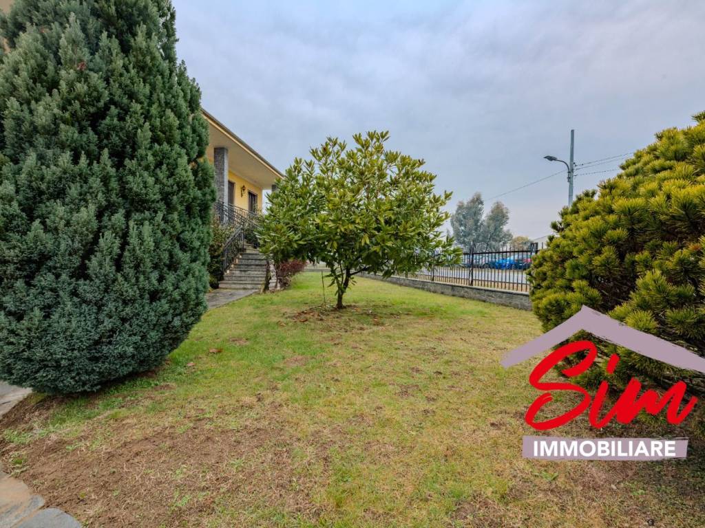 Villa a Sillavengo in Via Giuseppe Parini, sn - Foto 3