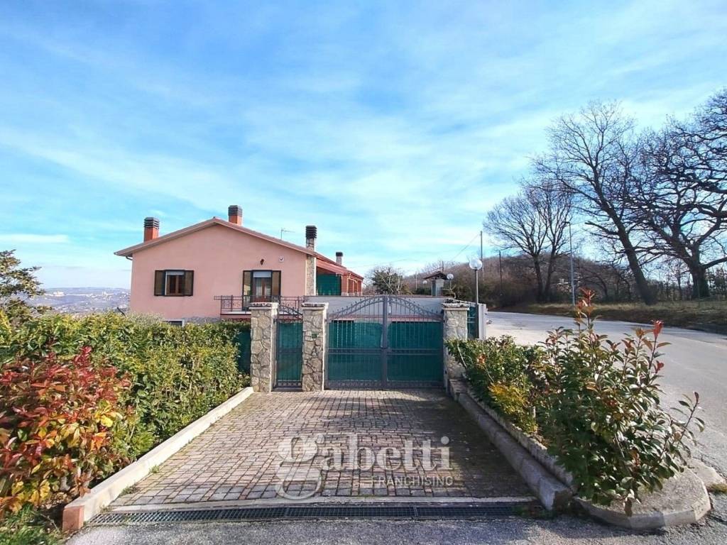 Villa a Campobasso in Contrada Colle Serano - Foto 2