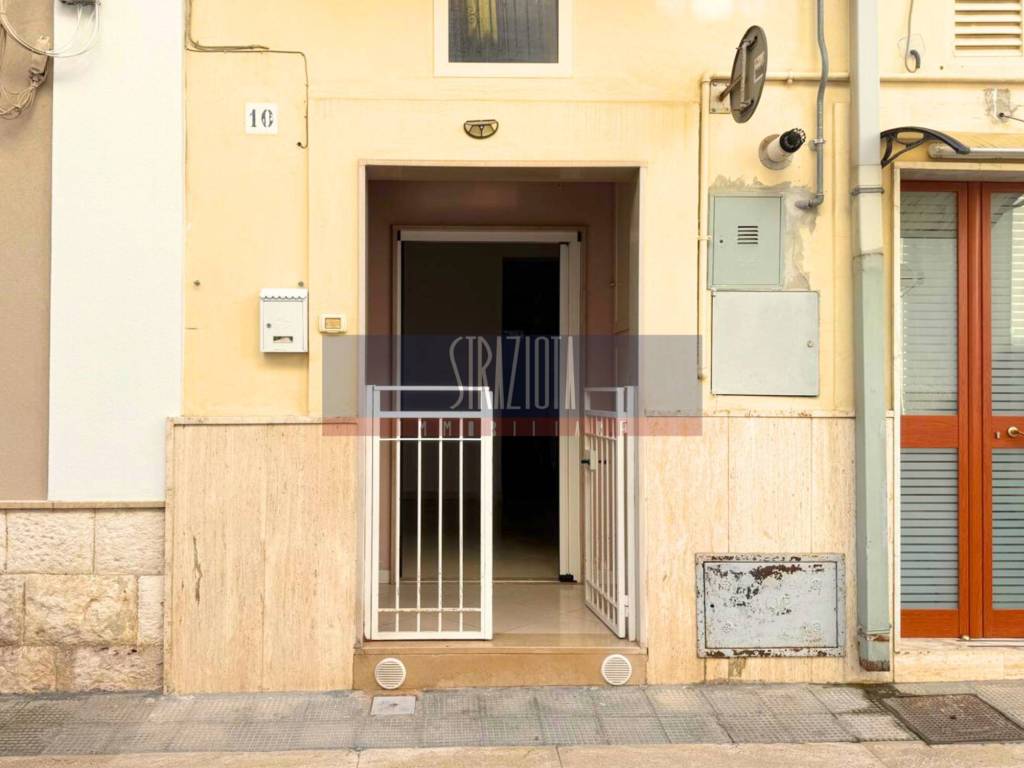 Appartamento a Modugno in Via Palermo, 10 - Foto 2