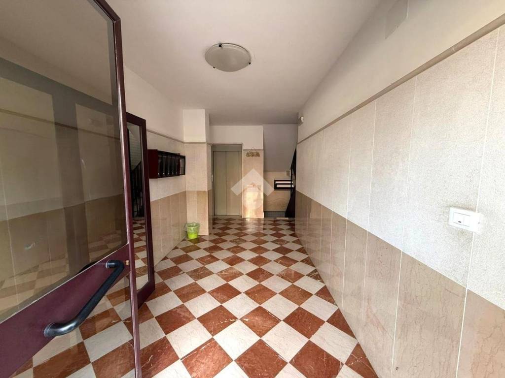 Appartamento a Foggia in Via Giuseppe la Torre, 89 - Foto 2