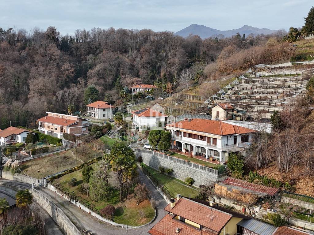 Villa a Castellamonte in Via Carlo Botta - Foto 3