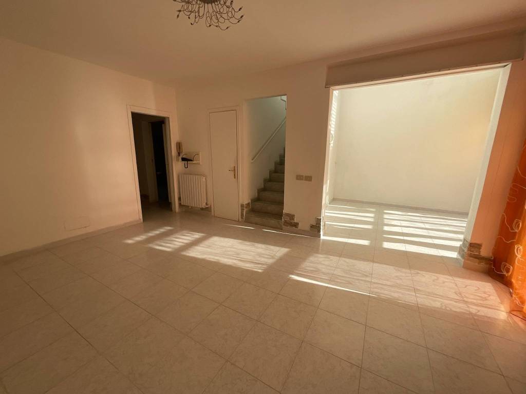 Casa indipendente a Livorno in Via Giotto - Foto 4