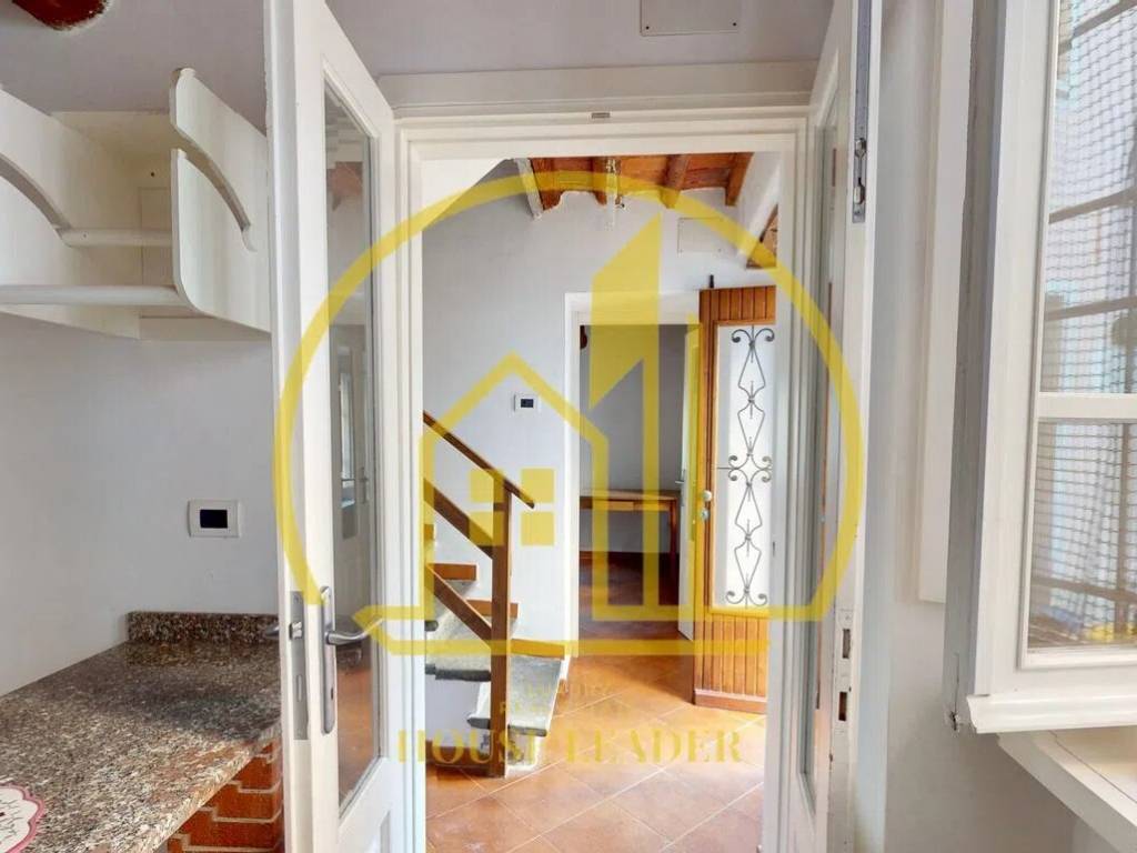 Villa a Massarosa in Via Delle Grotte Bozzano, 24 - Foto 2
