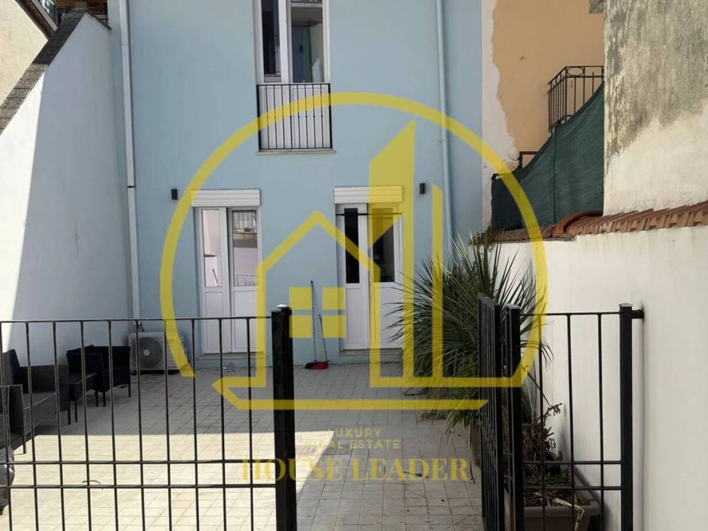 Villa a Viareggio in Via Machiavelli No Number - Foto 2