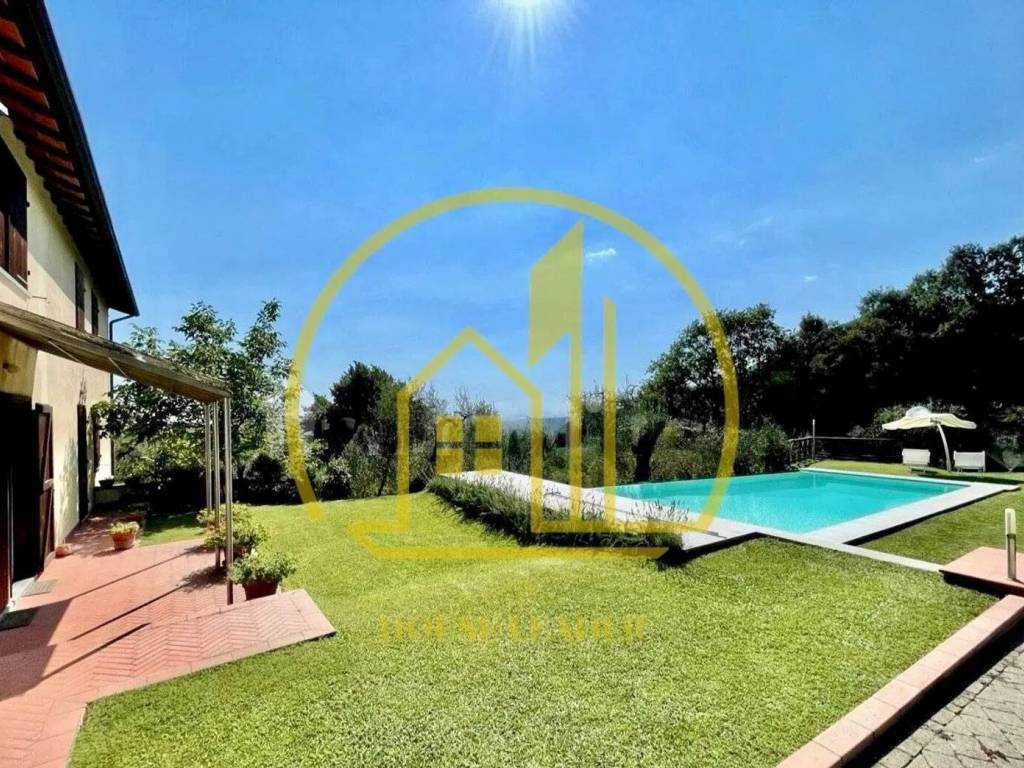Villa a Massarosa in Via Di Conca Di Sopra - Foto 2