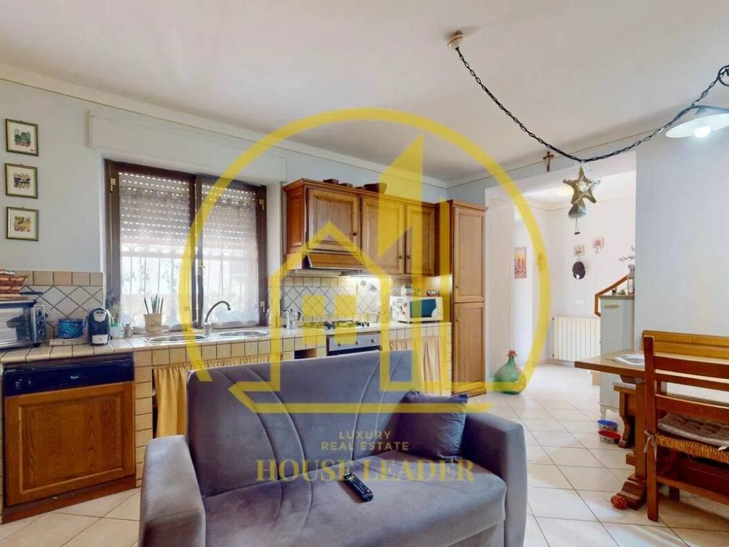 Villa a Massarosa in Via Pomaia, 223 -A - Foto 3