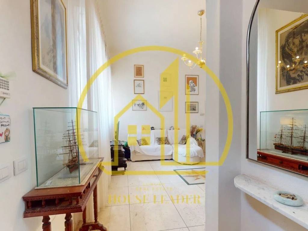 Villa a Viareggio in Via Padre Eugenio Barsanti No Number - Foto 2