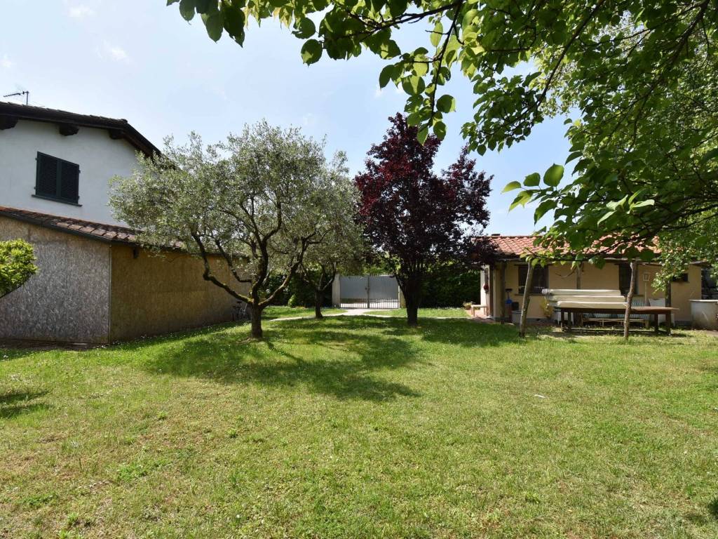 Villa a Pietrasanta in Via Molise - Foto 3