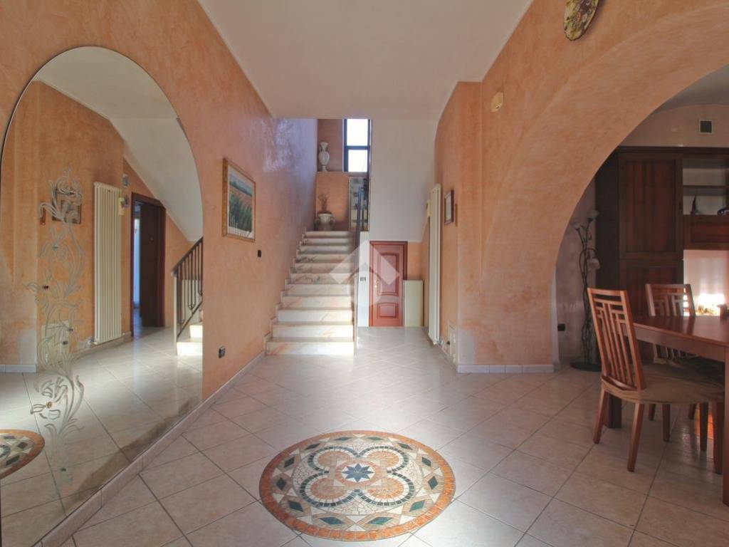 Casa indipendente a Giulianova in Trav. Via Nazionale Per Teramo, 131 - Foto 4