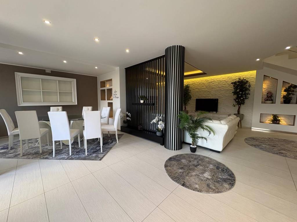 Villa a Rende in Via Raffaello Sanzio - Foto 2