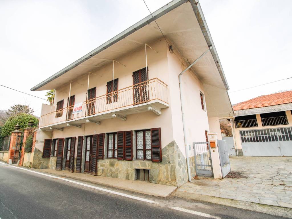 Casa indipendente a Rocca canavese in Via Levone, 5 - Foto 2