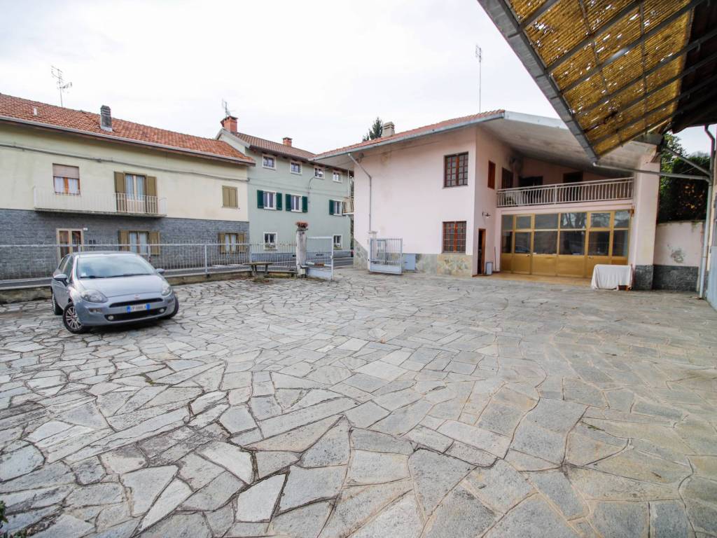 Casa indipendente a Rocca canavese in Via Levone, 5 - Foto 4