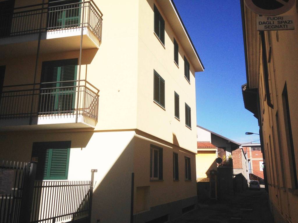 Appartamento a Ferno in Via Alessandro Manzoni, 8 - Foto 2