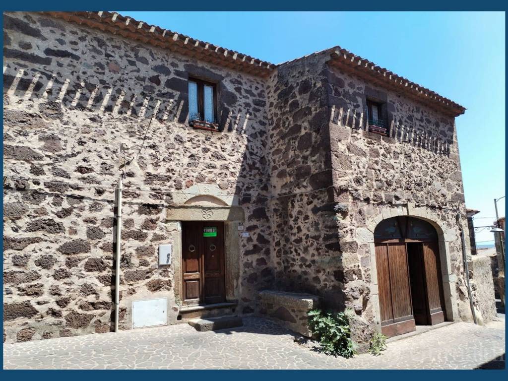 Casa indipendente a Seneghe in Via Pippia, 76 - Foto 2