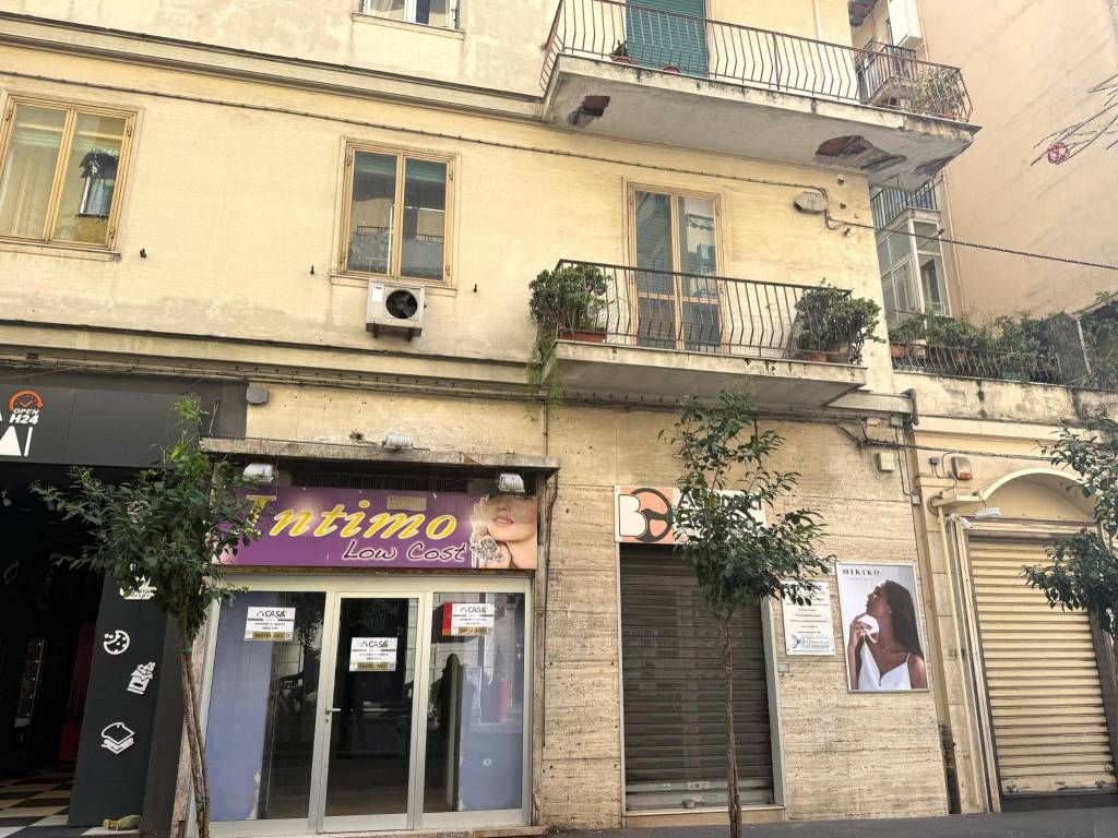 Immobile a Salerno in Via del Carmine, 76 - Foto 2
