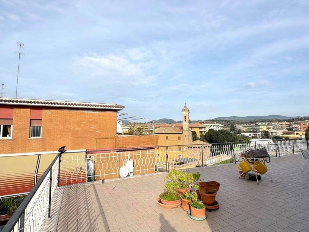 Appartamento a Cerveteri in Via Giuseppe Rossetti - Foto 2
