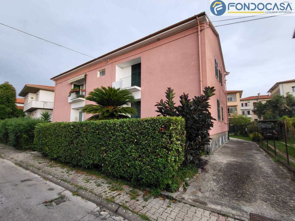 Appartamento a Seravezza in Via della Chiusa, 47 - Foto 2