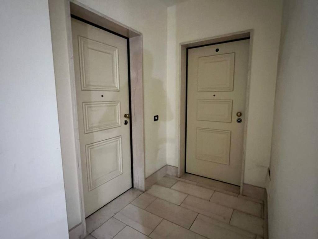 Appartamento a Caserta in Via Alessandro Manzoni - Foto 4