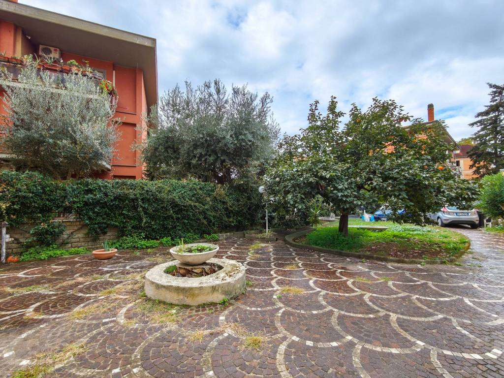 Appartamento a Grottaferrata in Via Giacomo Matteotti - Foto 4