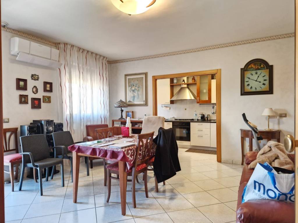 Appartamento a Foggia in Via Antonio Gramsci, 157 - Foto 3