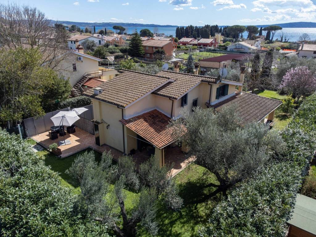 Villa a Trevignano romano in Via di Mezzo Superiore - Foto 3
