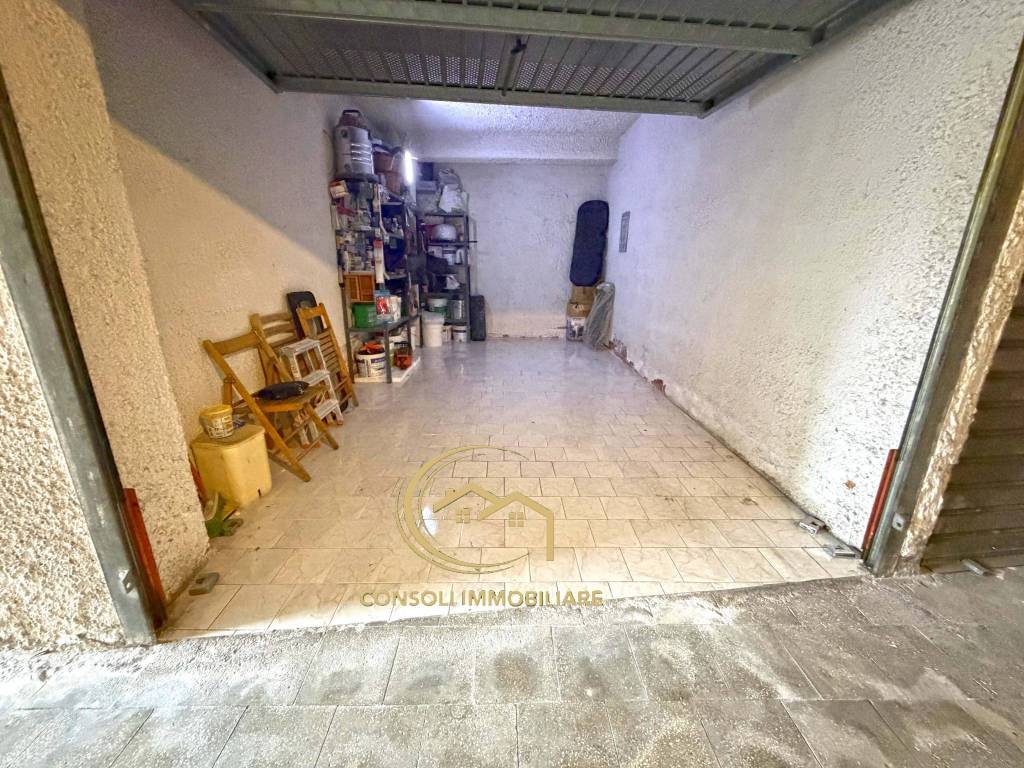 Box / garage a Giarre in Via Vitaliano Brancati - Foto 2