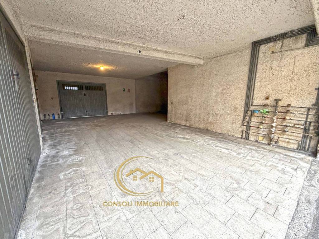 Box / garage a Giarre in Via Vitaliano Brancati - Foto 3