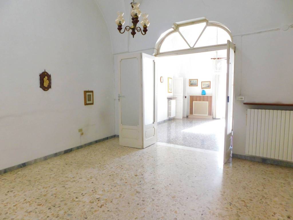 Appartamento a Martina franca in Via Valle d'Itria - Foto 4
