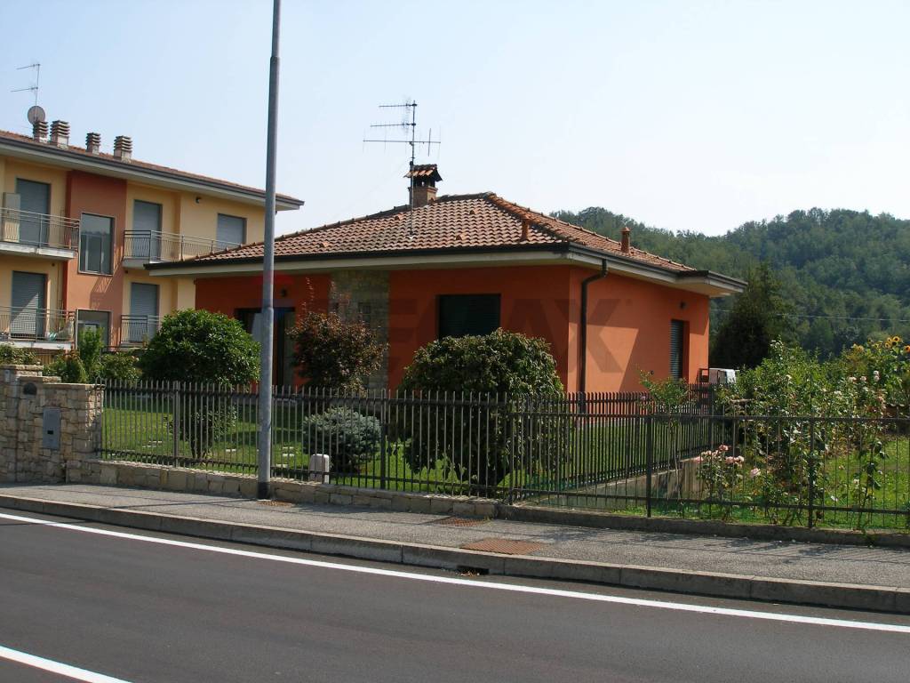 Villa a Palazzago in VIA LONGONI, 14 - Foto 3