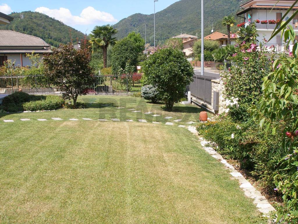 Villa a Palazzago in VIA LONGONI, 14 - Foto 5