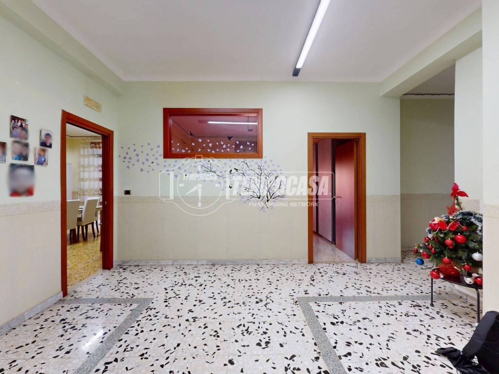 Appartamento a Aversa in Piazza Piazzetta Lucarelli 19 - Foto 3