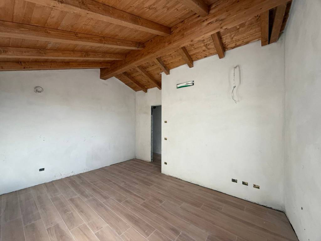 Attico / mansarda a Bagnolo cremasco in Via Dante Alighieri - Foto 4