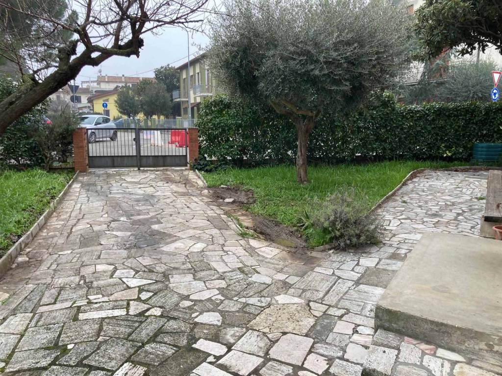 Casa indipendente a Fano - Foto 2