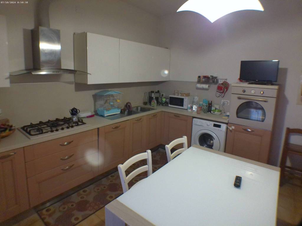 Appartamento a Montale in Strada Provinciale Pratese - Foto 2