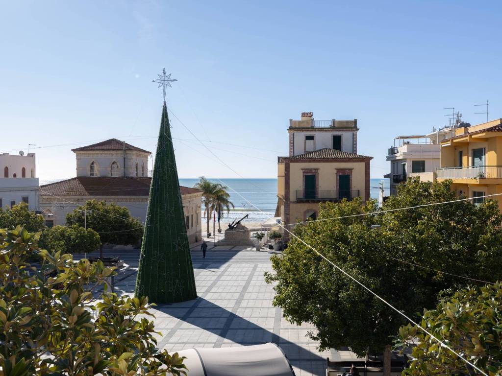 Casa indipendente a Ragusa in Piazza Duca degli Abruzzi, 13 - Foto 2