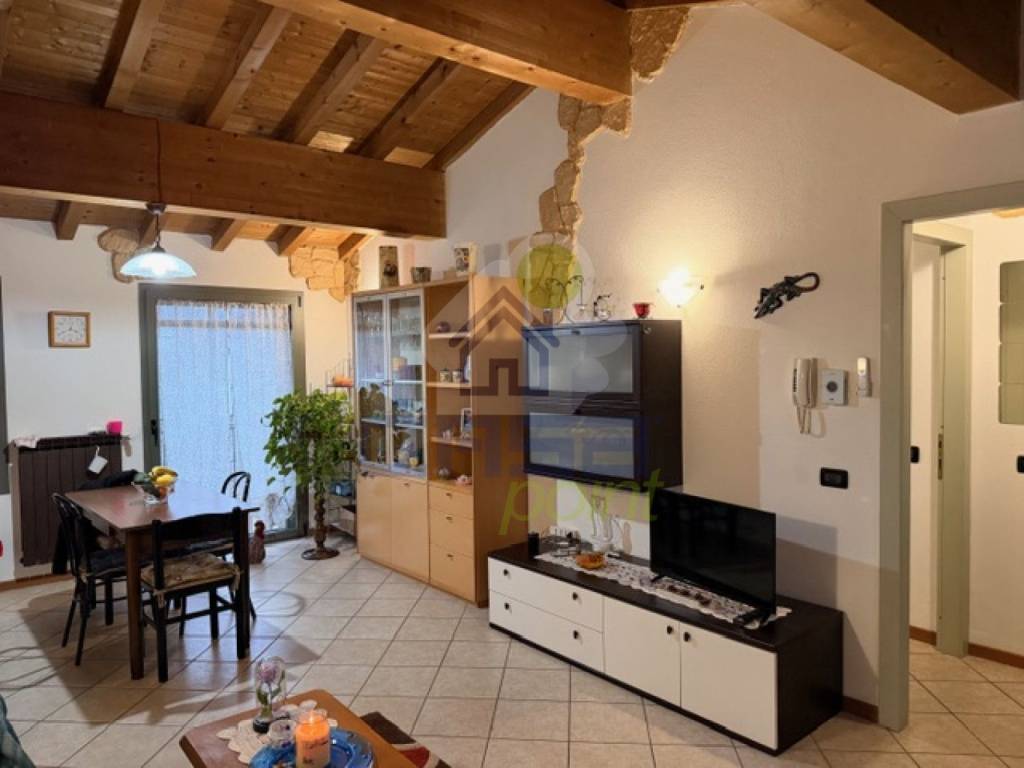 Appartamento a Castelvetro piacentino in VIA P. BONOMI - Foto 3