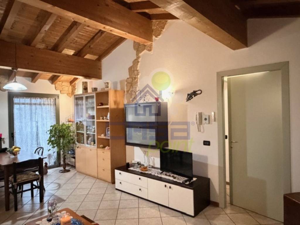 Appartamento a Castelvetro piacentino in VIA P. BONOMI - Foto 4