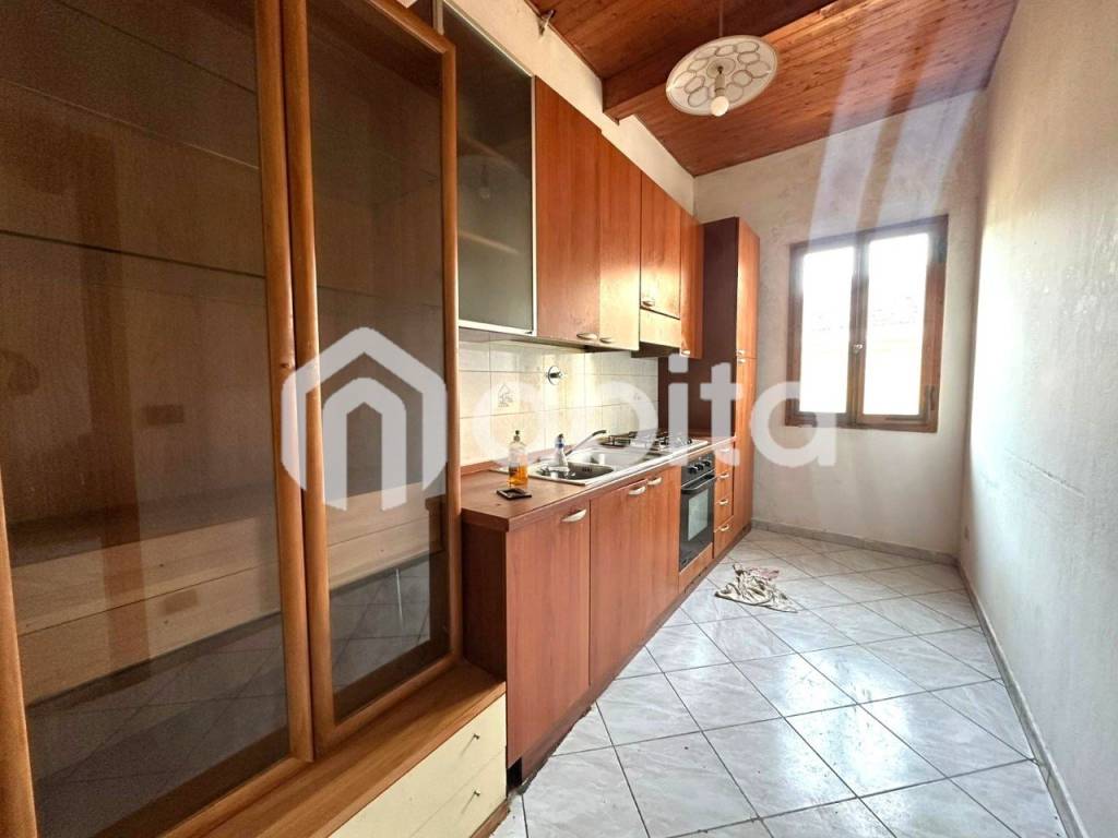 Appartamento a Montevarchi in Via Trento - Foto 5