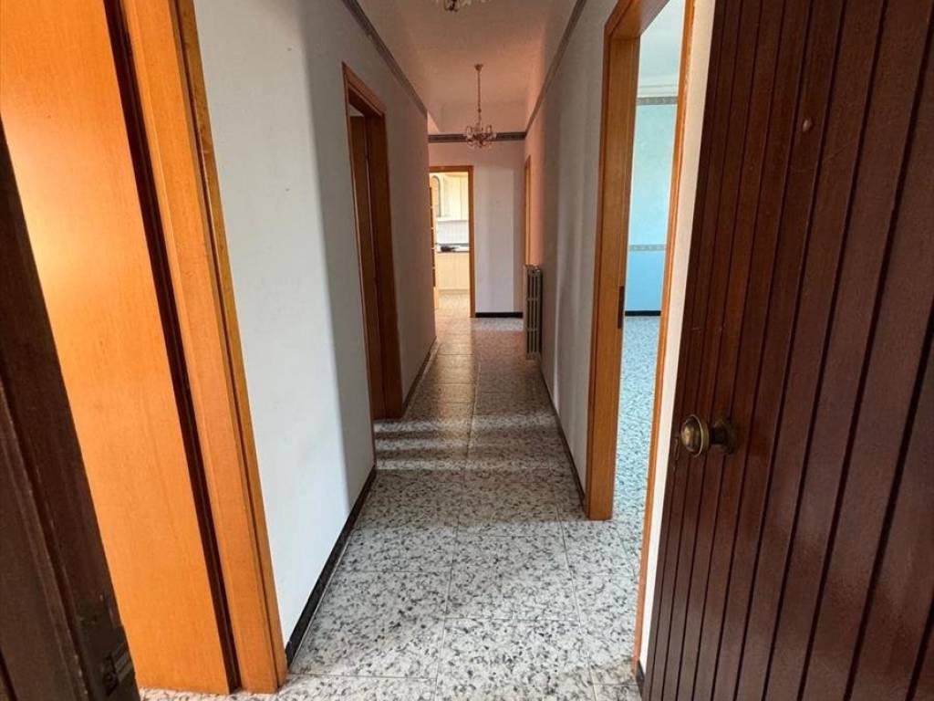 Appartamento a Cinquefrondi - Foto 2