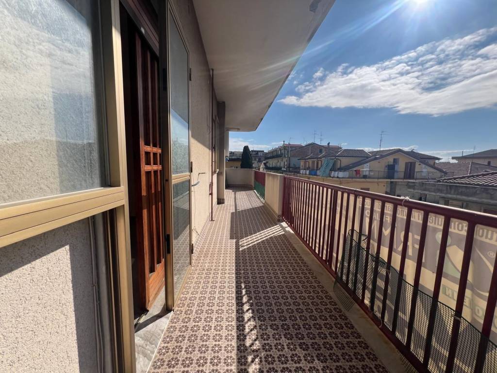 Appartamento a Bellizzi in Via Cesare Battisti - Foto 4