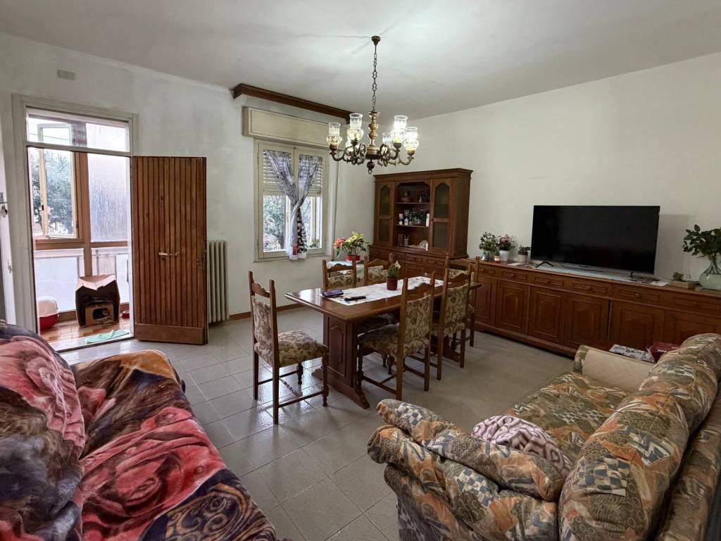 Appartamento a Perugia in Via Vincenzo Maniconi - Foto 3