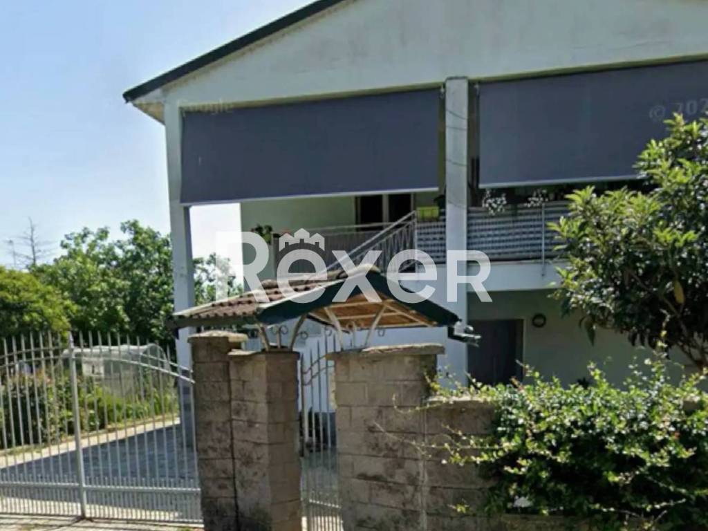 Villa a Albuzzano in Via Salvatore Quasimodo - Foto 2