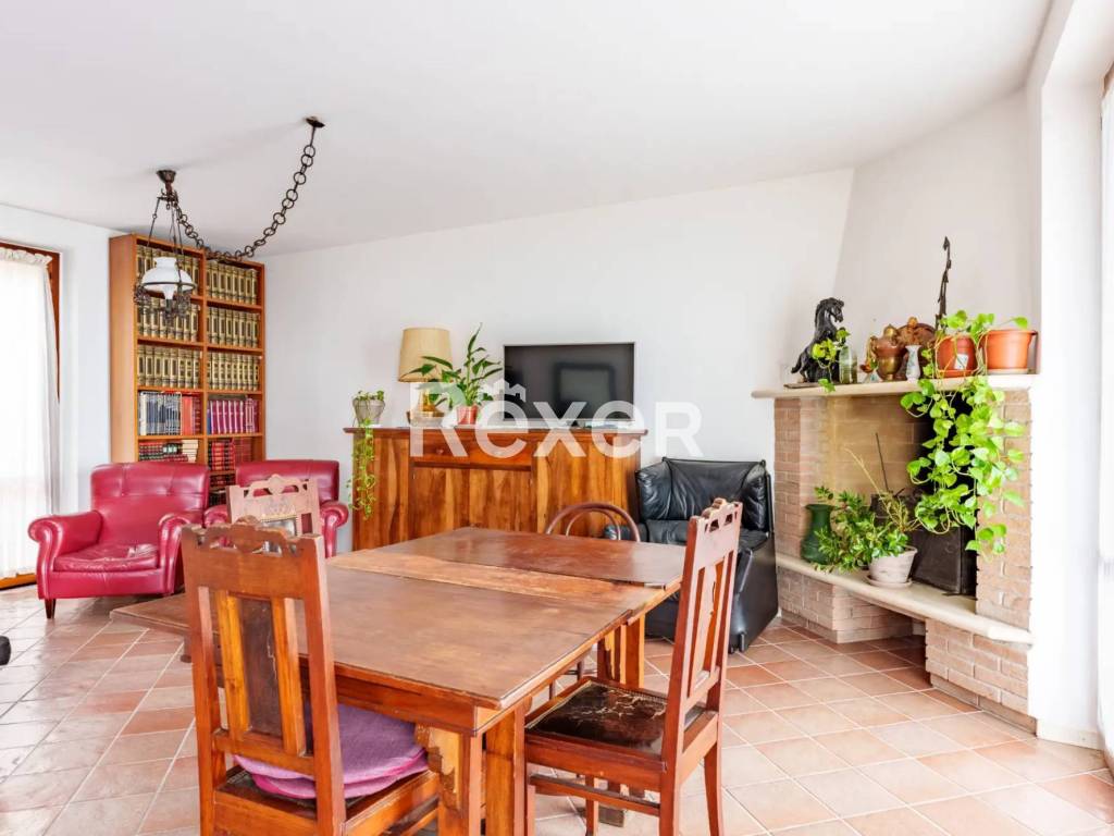 Villetta a schiera a Gardone riviera in Via Ronciglio, 53 - Foto 3