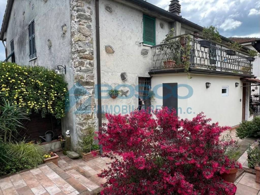 Villa a Castelnuovo magra in Via Canale - Foto 1