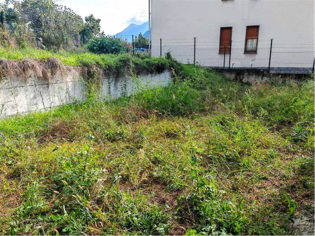 Casa indipendente a Pont-saint-martin in via Baron Vallaise - Foto 5