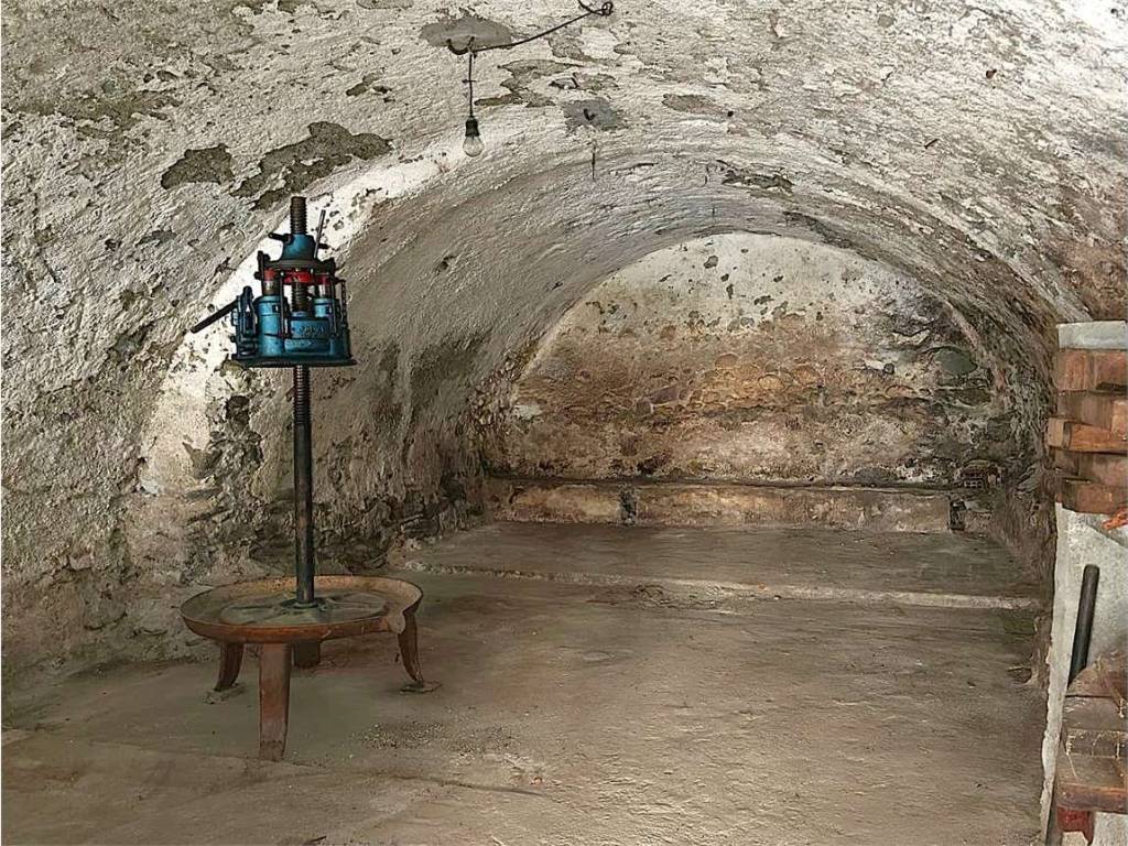 Box / garage a Donnas in via Grand Vert - Foto 2